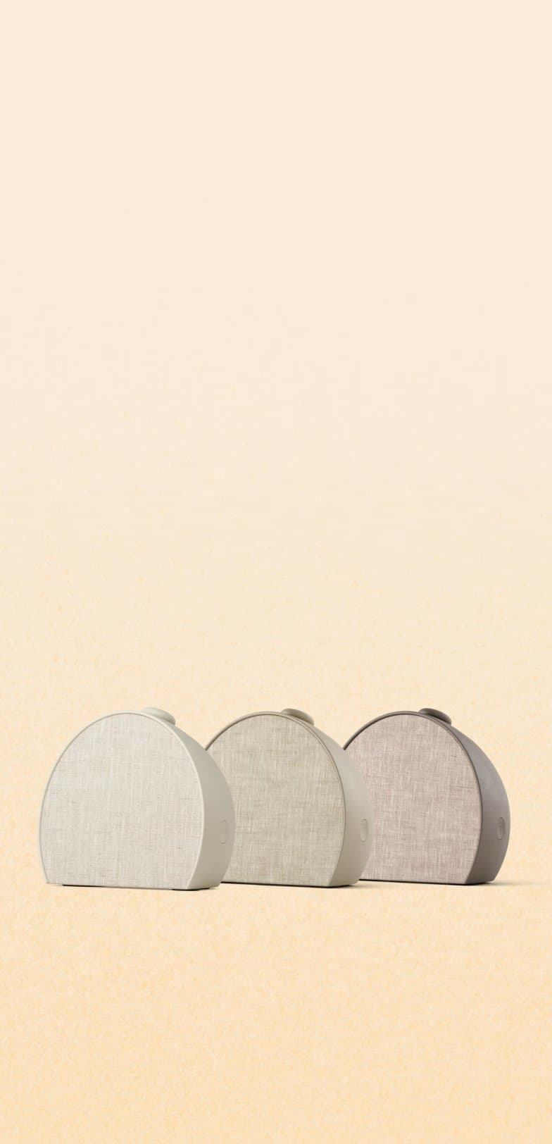 Front view of the Hatch Restore 3 transitioning into all 3 colorways next to each other