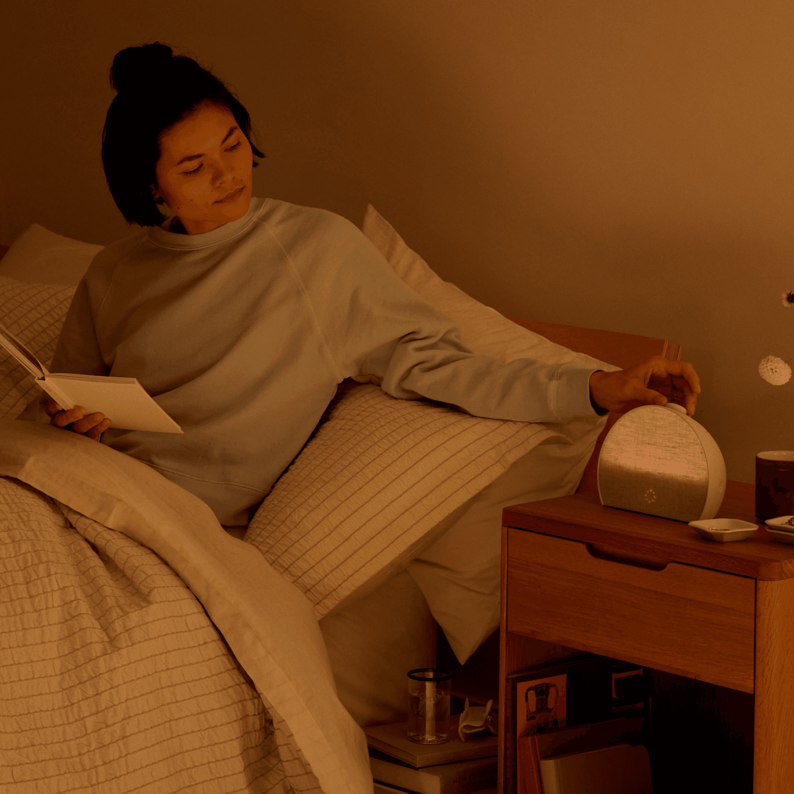 Sunlight, Screens & Sleep: Why Your Evening Light Habits Matter More In The Winter